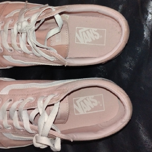 Vans Women's Light Pink Sneakers Women's 10/ Mens 8.5 - Picture 8 of 15